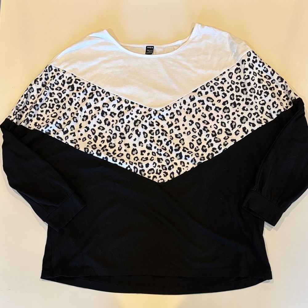 SHEIN Black and White Leopard Long Sleeve Top